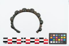 Foto von Bronzebuckelarmreif (NHMW-PRAE-026139)
